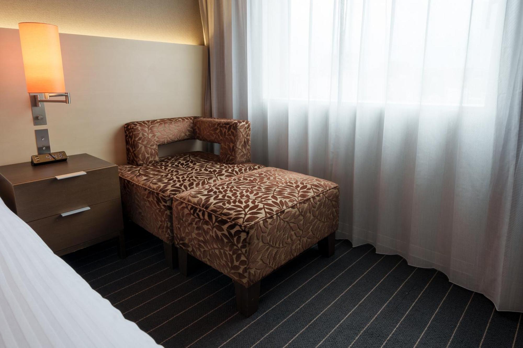 Hotel Forza Ойта Екстериор снимка